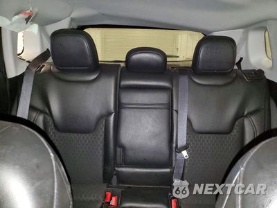 Zdjęcie 10 z 14 samochodu: 2019 JEEP COMPASS LATITUDE VIN:3C4NJDBB3KT690082 - miniatura