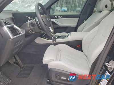 Zdjęcie 7 z 13 samochodu: 2024 BMW X5 XDRIVE40I VIN:5UX23EU01R9V07388 - miniatura