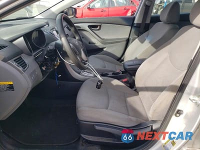 Zdjęcie 7 z 11 samochodu: 2013 HYUNDAI ELANTRA GLS VIN:KMHDH4AE0DU583899 - miniatura