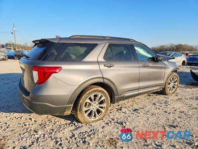 Trzecie zdjęcie samochodu z tyłu: 2022 FORD EXPLORER XLT VIN:1FMSK7DH4NGB55575 - miniatura
