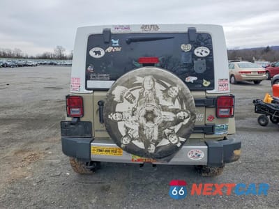 Zdjęcie 6 z 13 samochodu: 2017 JEEP WRANGLER UNLIMITED SAHARA VIN:1C4HJWEG3HL674243 - miniatura