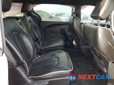 Zdjęcie 11 z 12 samochodu: 2023 CHRYSLER PACIFICA HYBRID LIMITED VIN:2C4RC1S72PR562707 - miniatura