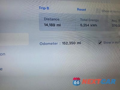 Zdjęcie 9 z 12 samochodu: 2014 TESLA MODEL S VIN:5YJSA1H16EFP54943 - miniatura