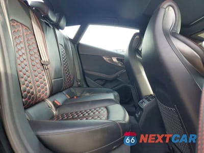 Zdjęcie 10 z 12 samochodu: 2019 AUDI RS5 VIN:WUACWCF51KA900521 - miniatura