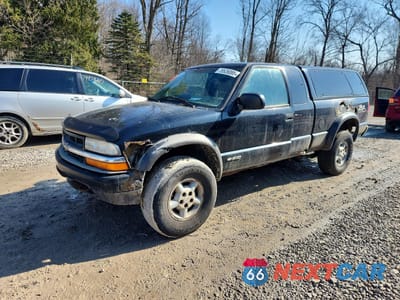 2000 CHEVROLET S TRUCK S10 1GCCT19W0Y8118922 - główne zdjęcie licytacji z USA - miniatura