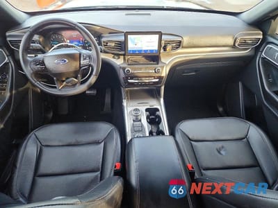 Zdjęcie 8 z 14 samochodu: 2020 FORD EXPLORER XLT VIN:1FMSK8DH4LGC19780 - miniatura