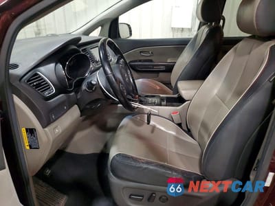 Zdjęcie 7 z 12 samochodu: 2017 KIA SEDONA LX VIN:KNDMB5C13H6268742 - miniatura