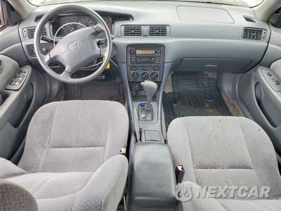 Zdjęcie 8 z 11 samochodu: 2001 TOYOTA CAMRY CE VIN:4T1BG22K51U868094 - miniatura