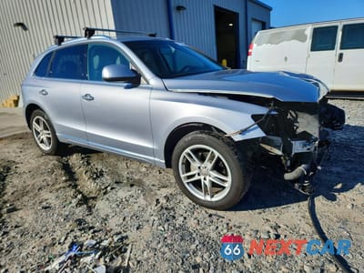 Czwarte zdjęcie samochodu z boku: 2015 AUDI Q5 PREMIUM PLUS VIN:WA1LFAFP8FA050079 - miniatura