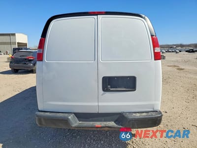 Zdjęcie 6 z 13 samochodu: 2017 CHEVROLET EXPRESS 2500 CARGO DELIVERY VAN VIN:1GCWGAF13H1325386 - miniatura