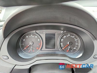 Zdjęcie 9 z 12 samochodu: 2018 AUDI Q3 PREMIUM VIN:WA1ECCFS0JR011613 - miniatura