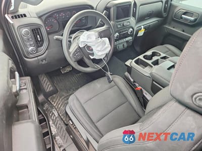 Zdjęcie 8 z 13 samochodu: 2025 GMC SIERRA K1500 VIN:3GTNUAEK2SG384419 - miniatura