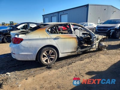 Trzecie zdjęcie samochodu z tyłu: 2013 BMW 528 I VIN:WBAXG5C55DD229297 - miniatura