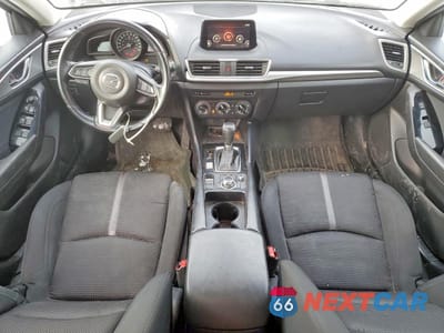 Zdjęcie 8 z 12 samochodu: 2018 MAZDA 3 GS VIN:3MZBN1V70JM255054 - miniatura