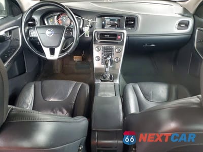 Zdjęcie 8 z 13 samochodu: 2014 VOLVO S60 T5 VIN:YV1612FS4E2275727 - miniatura