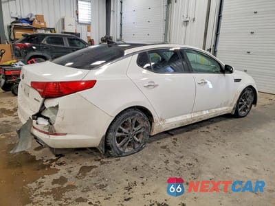 Trzecie zdjęcie samochodu z tyłu: 2013 KIA OPTIMA EX VIN:KNAGN4A78D5435258 - miniatura