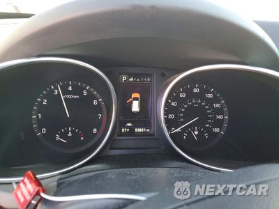 Zdjęcie 9 z 14 samochodu: 2017 HYUNDAI SANTA FE SE ULTIMATE VIN:KM8SR4HF9HU186992 - miniatura