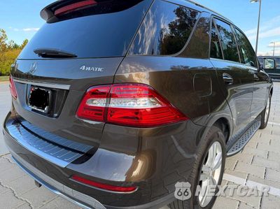 Czwarte zdjęcie samochodu z boku: 2012 MERCEDES-BENZ ML 350 4MATIC VIN:4JGDA5HB2CA026708 - miniatura