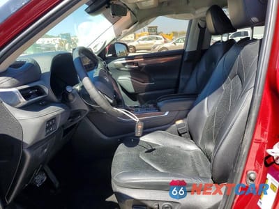 Zdjęcie 7 z 12 samochodu: 2023 TOYOTA HIGHLANDER PLATINUM VIN:5TDKDRAH3PS035094 - miniatura