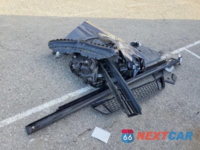 Zdjęcie 12 z 12 samochodu: 2022 BMW M550XI VIN:WBA13BK04NCJ54220 - miniatura