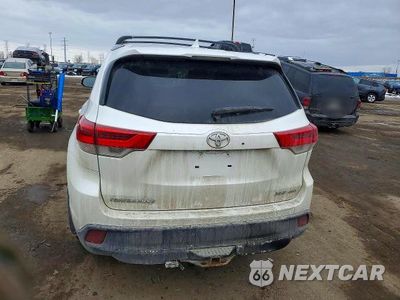 Zdjęcie 6 z 13 samochodu: 2018 TOYOTA HIGHLANDER SE VIN:5TDJZRFH4JS542034 - miniatura
