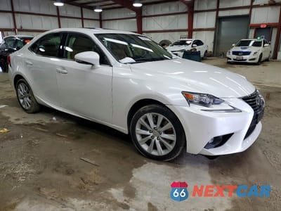 Czwarte zdjęcie samochodu z boku: 2016 LEXUS IS 300 BASE VIN:JTHCM1D24G5010917 - miniatura