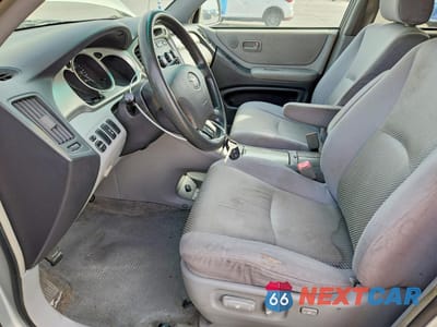 Zdjęcie 7 z 14 samochodu: 2004 TOYOTA HIGHLANDER BASE VIN:JTEDD21A540094239 - miniatura