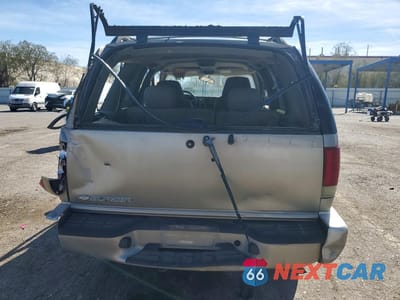Zdjęcie 6 z 12 samochodu: 2004 CHEVROLET BLAZER VIN:1GNCS13X24K157696 - miniatura