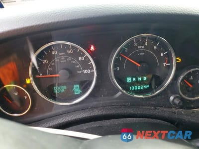 Zdjęcie 9 z 13 samochodu: 2016 JEEP WRANGLER UNLIMITED SPORT VIN:1C4BJWDG0GL311310 - miniatura