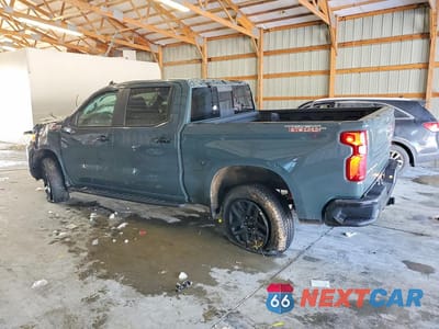 Drugie zdjęcie samochodu z przodu: 2025 CHEVROLET SILVERADO K1500 LT TRAIL BOSS VIN:3GCUKFE86SG367819 - miniatura