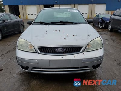 Piąte zdjęcie samochodu w środku: 2006 FORD FOCUS ZX4 VIN:1FAHP34N36W225465 - miniatura