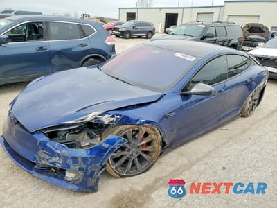 2018 TESLA MODEL S 5YJSA1E44JF300182 - główne zdjęcie licytacji z USA - miniatura