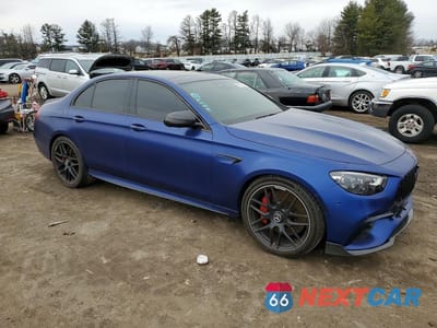 Czwarte zdjęcie samochodu z boku: 2021 MERCEDES-BENZ E 63 AMG-S 4MATIC VIN:W1KZF8KBXMA881637 - miniatura