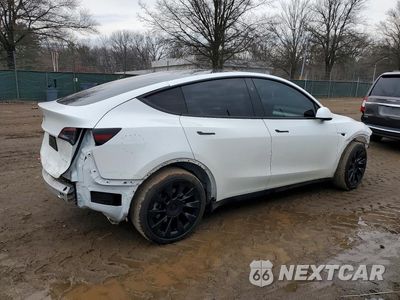 Trzecie zdjęcie samochodu z tyłu: 2024 TESLA MODEL Y VIN:7SAYGDEE5RF037721 - miniatura