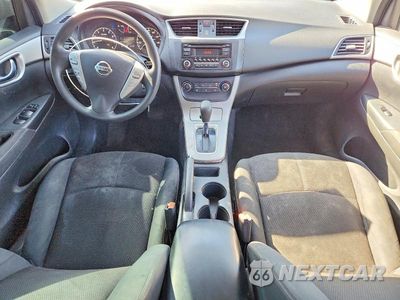 Zdjęcie 8 z 11 samochodu: 2015 NISSAN SENTRA S VIN:3N1AB7AP1FY357918 - miniatura