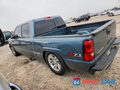 Drugie zdjęcie samochodu z przodu: 2006 CHEVROLET SILVERADO K1500 VIN:2GCEK13VX61210471 - miniatura