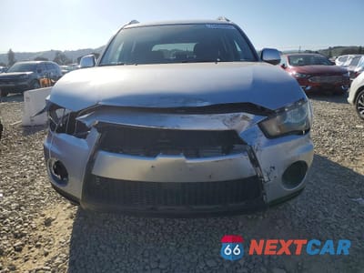 Piąte zdjęcie samochodu w środku: 2010 MITSUBISHI OUTLANDER ES VIN:JA4AT2AW5AZ006278 - miniatura