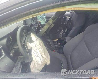 Piąte zdjęcie samochodu w środku: 2021 TOYOTA COROLLA LE VIN:5YFEPMAE2MP210131 - miniatura