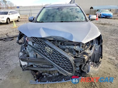 Piąte zdjęcie samochodu w środku: 2022 TOYOTA COROLLA CROSS LE VIN:7MUCAABG6NV004672 - miniatura