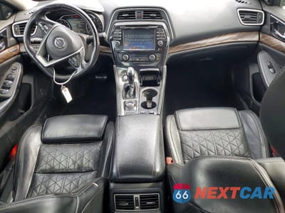Zdjęcie 8 z 12 samochodu: 2018 NISSAN MAXIMA PLATINUM VIN:1N4AA6AP0JC369060 - miniatura