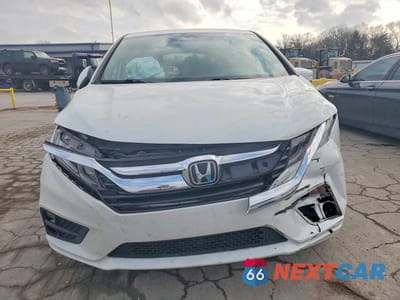 Piąte zdjęcie samochodu w środku: 2020 HONDA ODYSSEY EXL VIN:5FNRL6H77LB047342 - miniatura