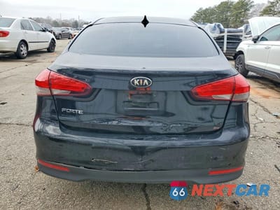 Zdjęcie 6 z 12 samochodu: 2017 KIA FORTE LX VIN:3KPFK4A78HE111745 - miniatura