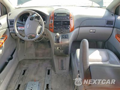 Zdjęcie 8 z 15 samochodu: 2006 TOYOTA SIENNA XLE VIN:5TDZA22C56S504718 - miniatura