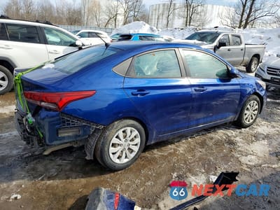 Trzecie zdjęcie samochodu z tyłu: 2019 HYUNDAI ACCENT VIN:3KPC24A30KE083088 - miniatura