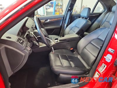 Zdjęcie 7 z 11 samochodu: 2008 MERCEDES-BENZ C 350 VIN:WDDGF56XX8F073986 - miniatura