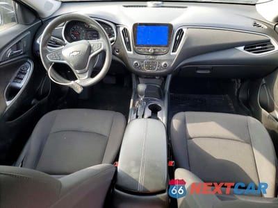 Zdjęcie 8 z 12 samochodu: 2022 CHEVROLET MALIBU LT VIN:1G1ZD5ST4NF163876 - miniatura