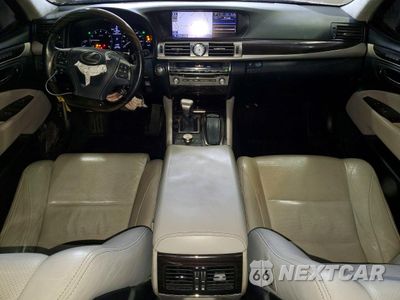 Zdjęcie 8 z 14 samochodu: 2013 LEXUS LS 460L VIN:JTHGL5EF4D5048365 - miniatura