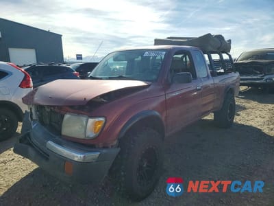 1999 TOYOTA TACOMA XTRACAB 4TAWN72N0XZ550829 - główne zdjęcie licytacji z USA - miniatura
