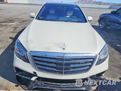 Piąte zdjęcie samochodu w środku: 2019 MERCEDES-BENZ S 63 AMG 4MATIC VIN:WDDUG8JB7KA473649 - miniatura