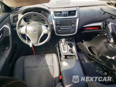 Zdjęcie 8 z 12 samochodu: 2016 NISSAN ALTIMA 2.5 S VIN:1N4AL3AP4GC187699 - miniatura